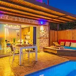 Villa Mert - 1 Bedroom With Jacuzzi In Kalkan Kaş